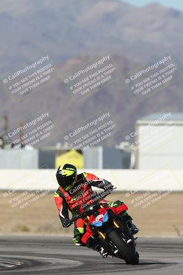 media/Jan-15-2026-Racers Edge (Thu) [[dfebeb70ab]]/3-B Group/Session 1 Turn 15/